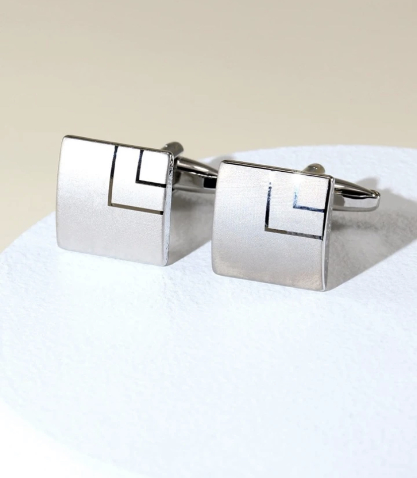 Men Geometric Decor Cufflinks - silver/ one size