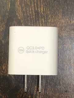 [0153] USB QC3.0 Power Adapter